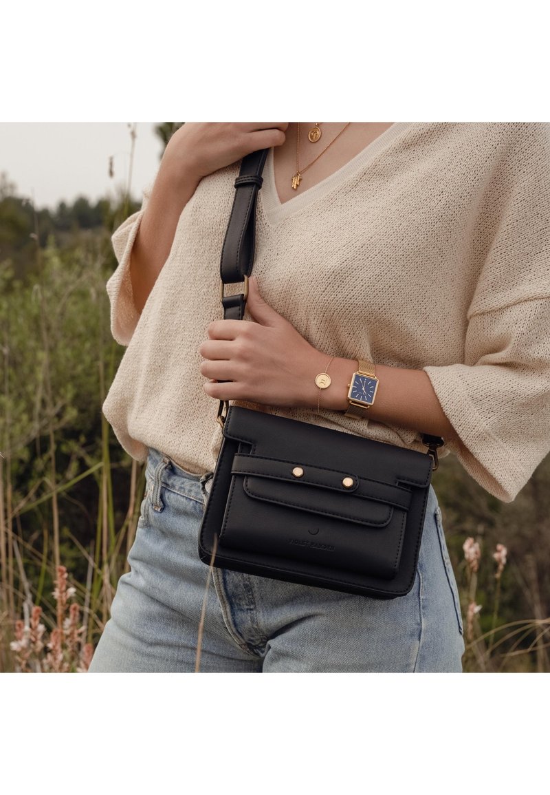 Violet Hamden ESSENTIAL - Keresztpántos táska - schwarz