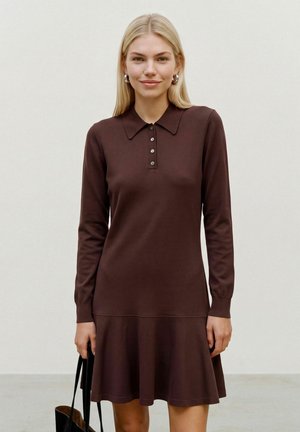 Vero Moda, POLO SHIRT DRESS VMMIKAELA SHORT DRESS - Robe chemise - chocolate brown