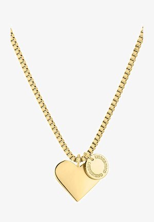 Goudkleurige metalen ketting met een glad hartpendant en een ronde bedel gegraveerd met "Urbanskind."