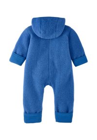 Blauer Fleece-Overall mit Kapuze, ausgestattet mit langen Ärmeln und Bündchen aus einem kontrastierenden blauen Stoff. Weiche Textur und einfaches Design.