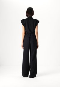 Gap Tall EASY  czarny