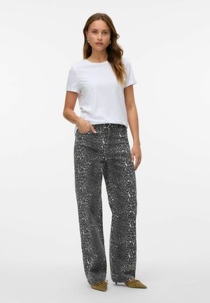 Vero Moda WEIT GESCHNITTEN VMTESSA HOHE TAILLE WEITER BEINSCHNITT JEANS - Džínsy voľného strihu - eiffel tower