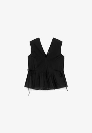 Musta hihaton pusero, jossa syvä V-kaula-aukko, laskostetut etupaneelit, vyötäröllä nyörikiristys ja röyhelöinen helma.