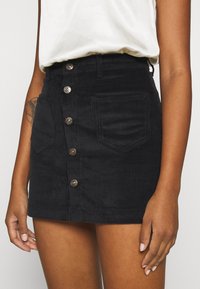 ONLY ONLAMAZING LIFE - A-lijn rok - black
