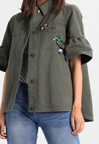 Esprit Jeansjacka - khaki