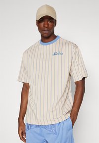 New Era PINSTRIPE TEE - Μπλουζάκι με στάμπα - new era