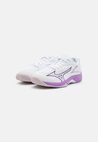 Mizuno THUNDER BLADE Z - Volleyball shoes - white/patrician purple/quince
