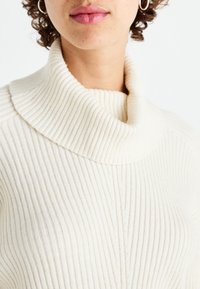ONLY ONLKATIA SADDLE ROLL NECK - Maglione - whitecap gray melange