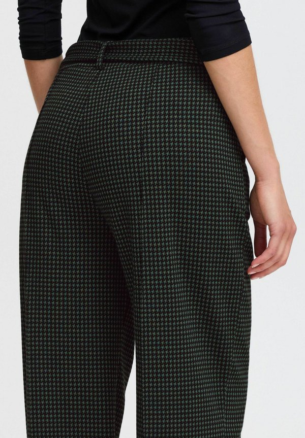 FRBLENDA - Trousers - laurel wreath jac2