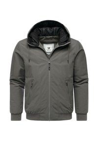Gr�å isoleret jakke med hætte og for i sort, med en frontzipper, to sidelommer og elastiske manchetter. Glat stoftekstur.
