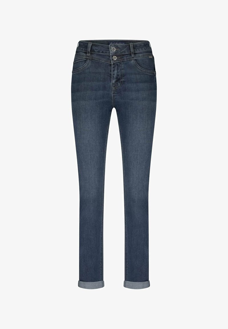 Donkerblauwe slim-fit jeans met dubbele knoopsluiting, riemlussen, voor- en achterzakken en opgerolde boorden bij de enkels.