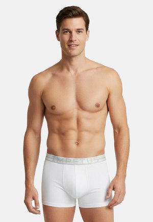 Witte boxershorts met een grijze elastische tailleband waarop "IMPETUS" staat gedrukt. Het materiaal lijkt glad en rekbaar, met een aansluitende pasvorm op een mannelijk torso.