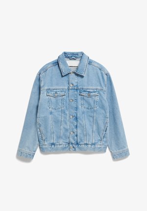 Hellblaues Jeansjackett mit einem umgeschlagenen Kragen, langen Ärmeln, zwei Brusttaschen und silbernen Knopfverschluss, in leicht ausgewaschener Optik.