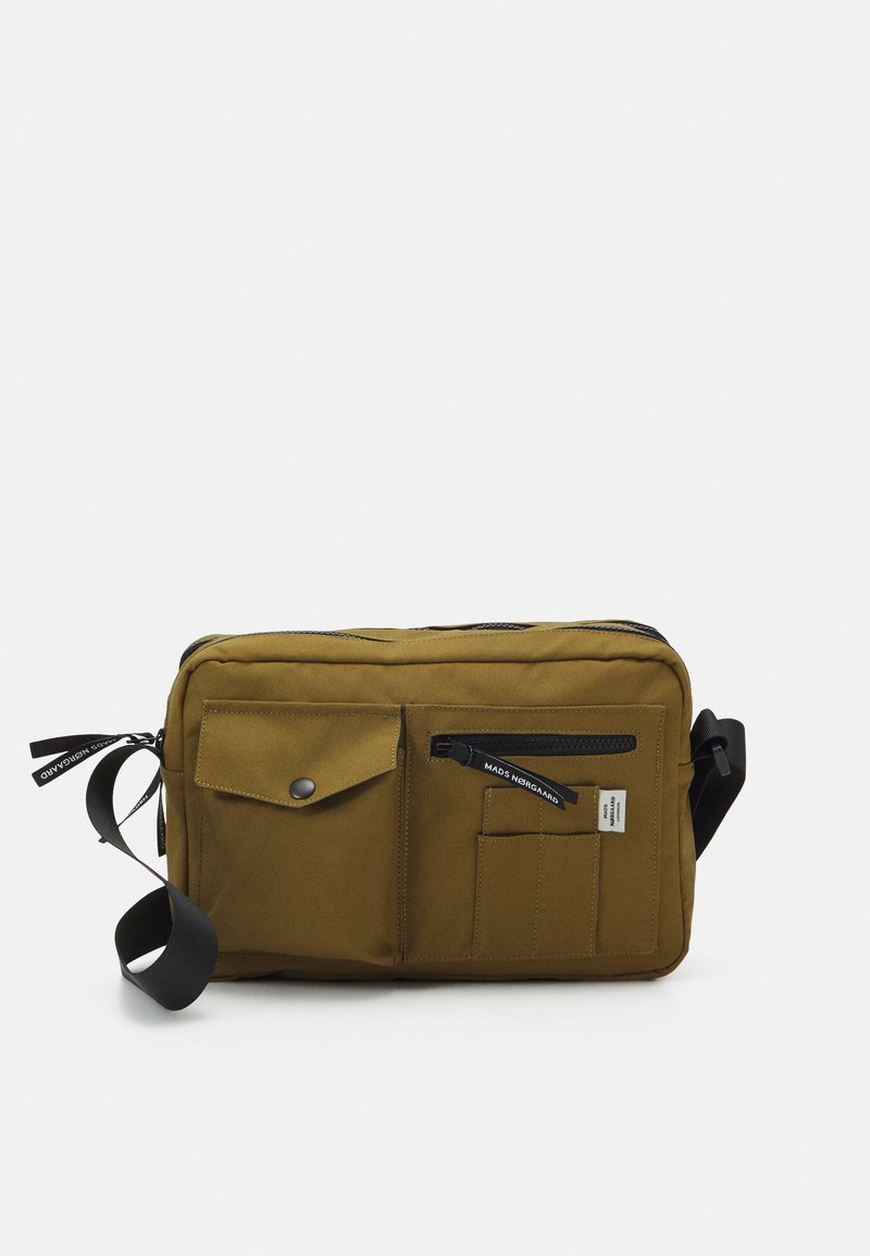 Mads Nørgaard BEL ONE CAPPA BAG UNISEX Skuldertasker fir green