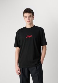 HUGO Μπλουζάκι με στάμπα - black