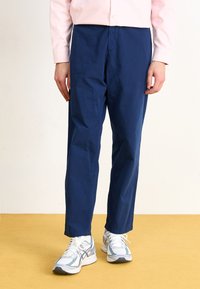 Carhartt WIP - CALDER PANT - Trousers - ink Thumbnail Image 1