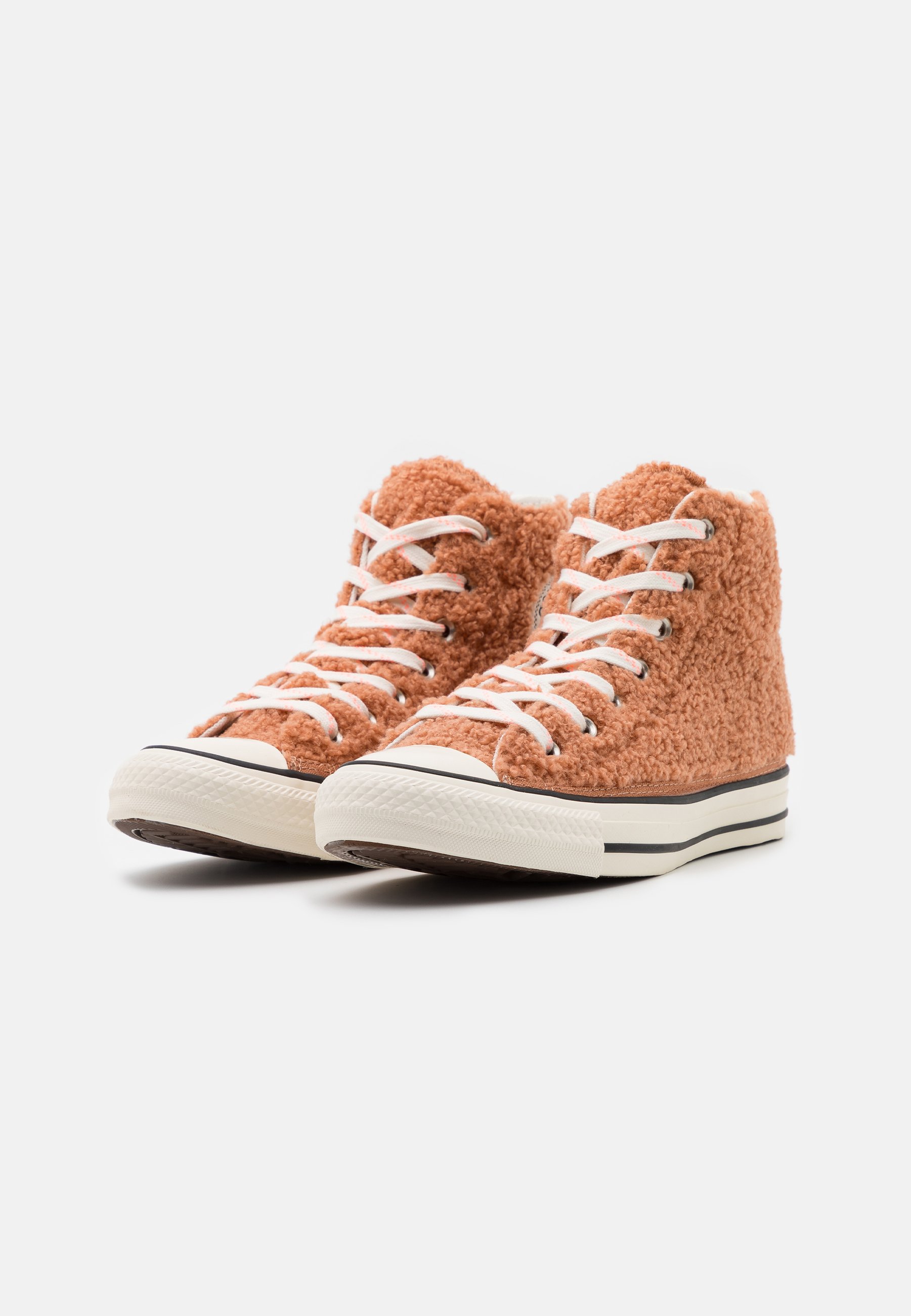 converse moumoute femme converse moumoute femme