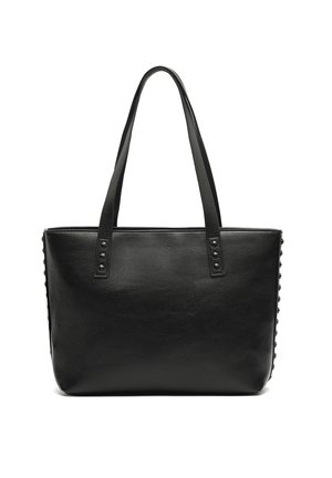 Sacoche noire en cuir texturé, dotée de deux longues poignées, d'accents en clous sur les côtés et d'une forme rectangulaire.