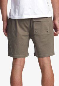 RVCA ESCAPE - Shorts - msh