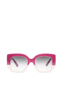Occhiali da sole rosa e bianchi con una ampia montatura quadrata. Presentano lenti sfumate e una finitura lucida. Angoli accentuati per un look audace.