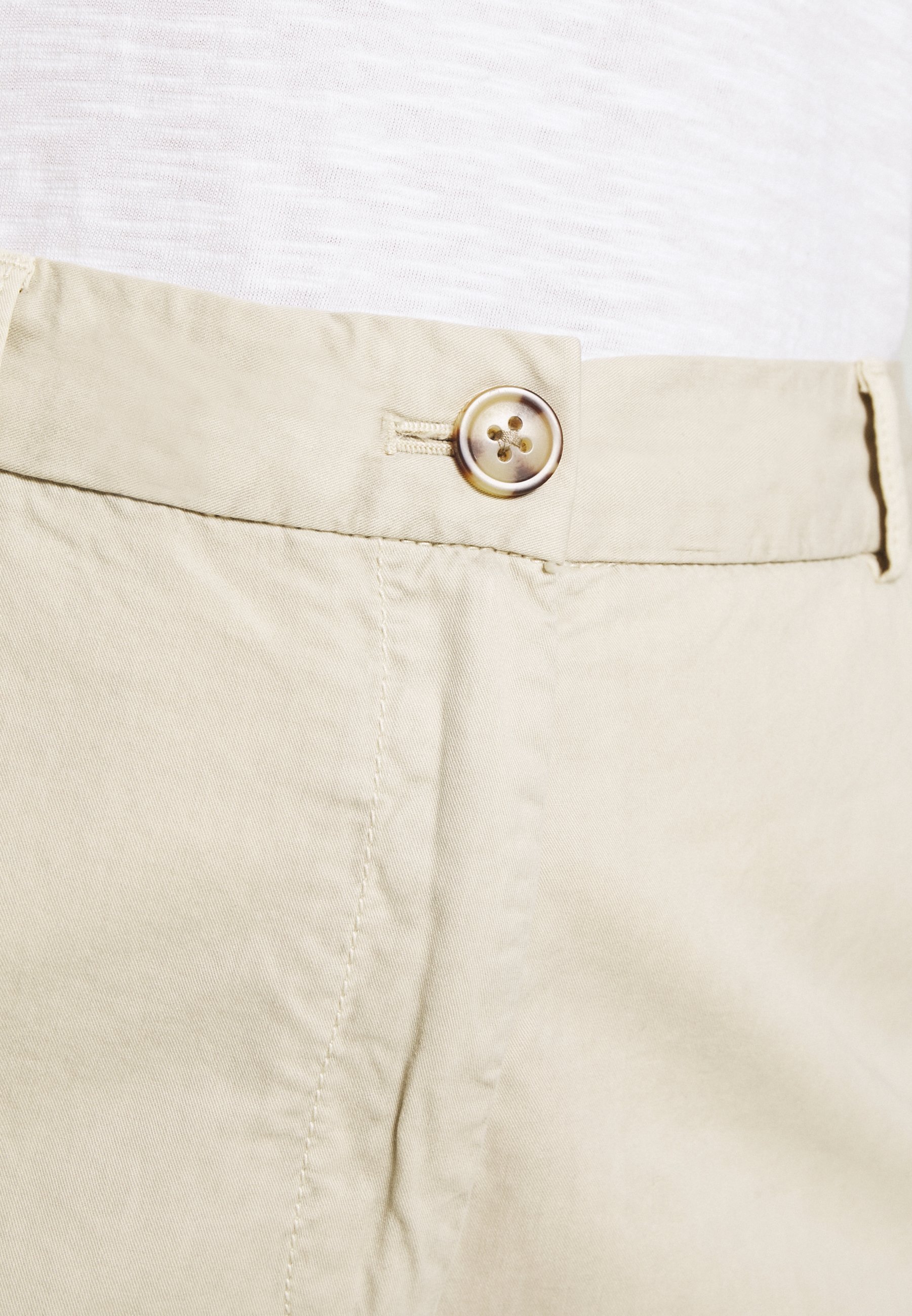 Femme Chino Femme Chino