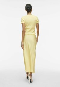 VILA VIELLETTE MIDI SKIRT - Pencil skirt - pale banana