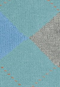 Tessuto lavorato a maglia con motivo a diamante in teal, azzurro chiaro e grigio, con sottili accenti di cucitura arancione. Texture morbida.