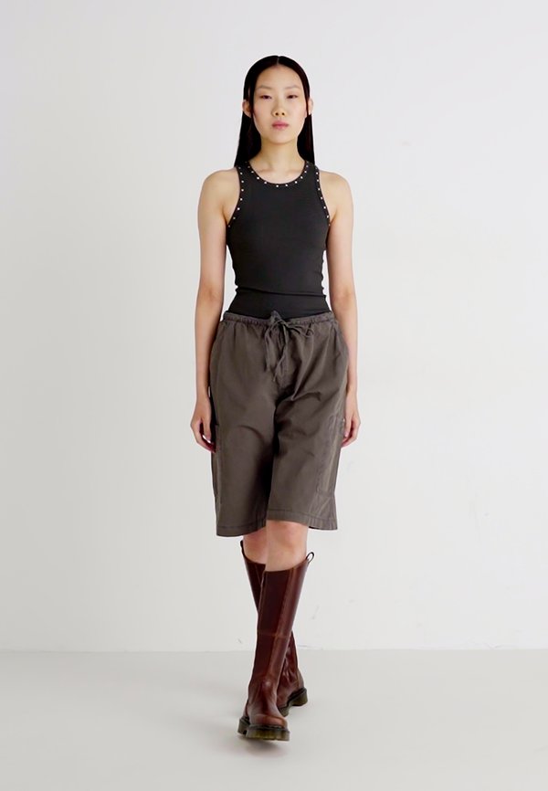 ANJA CARGO - Shorts - dark mole2
