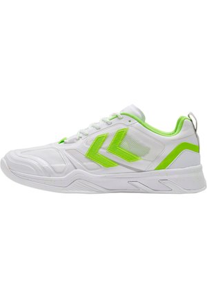 Trainers - white