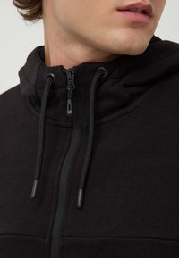 Terranova TECNICO - Felpa con zip - nero