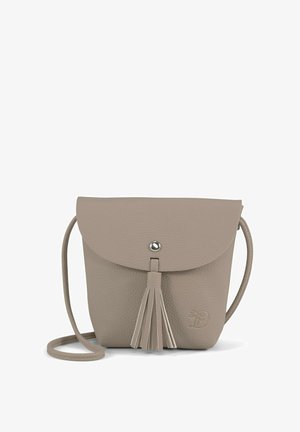 Kleine beige leren schoudertas met een rond klepje, een tasseldetail aan de voorkant en een drukknoopsluiting. Bevat een dunne verstelbare band.