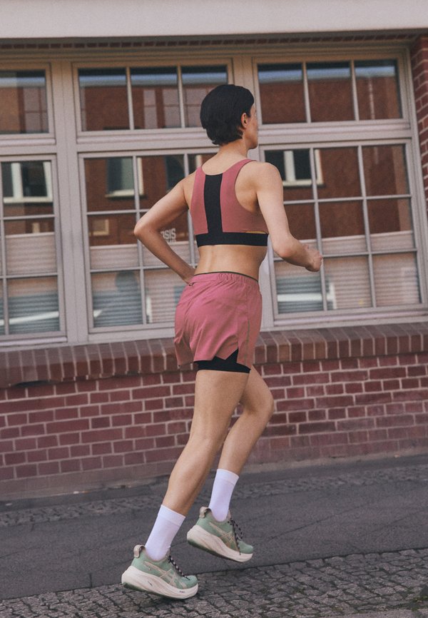 W QCKBRA - High support sports bra - deco rose2