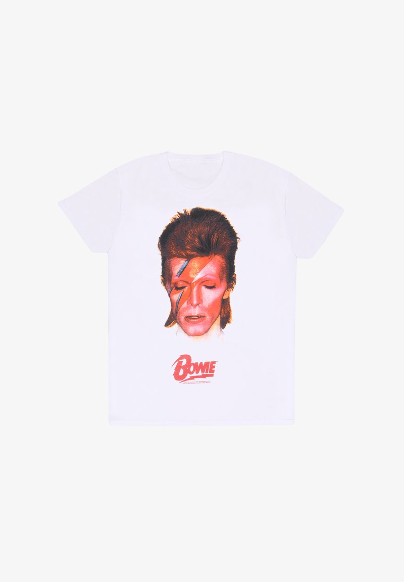 Camiseta de algodón blanca con una impresión gráfica de un rostro con un diseño de rayo naranja y el texto "Bowie" en rojo negrita debajo.