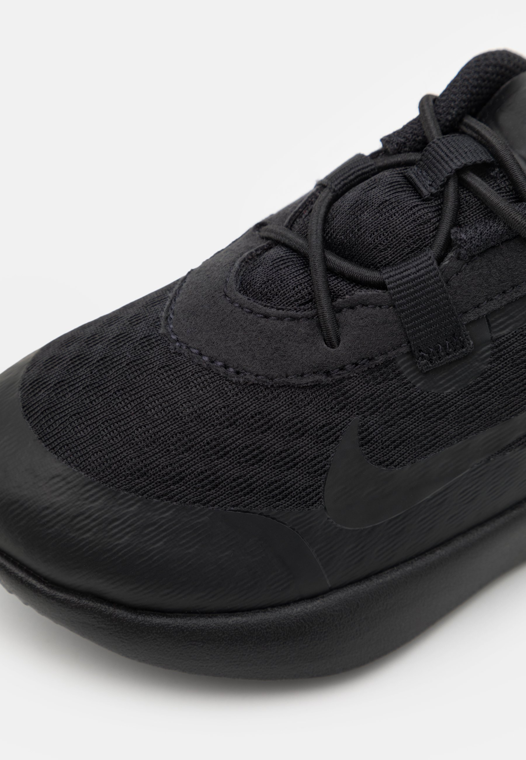 Reposto Negro/Dark Smoke Grey/Iron Grey/Blanco | Lifestyle Nike Hombre ⋆  Nova Pearl