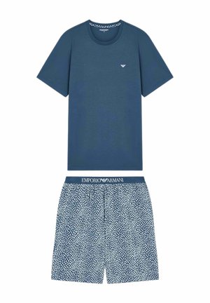 T-shirt blu a maniche corte con piccolo logo e pantaloncini coordinati a fantasia con elastico in vita e marchio Emporio Armani.