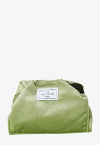 The Flat Lay Co. - THE FLAT LAY CO. OPEN FLAT MAKEUP BAG - Toilettas - sage green velvet Miniatuurafbeelding 1