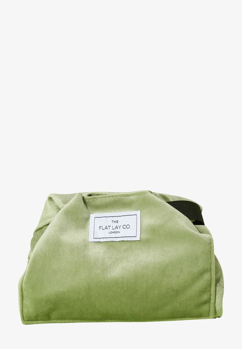 The Flat Lay Co. - THE FLAT LAY CO. OPEN FLAT MAKEUP BAG - Toilettas - sage green velvet, Vergroten