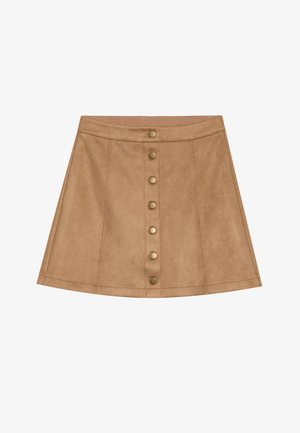 Tan suède mini rok met een uitlopende ontwerp, voorzien van een voorste knoopsluiting met messing beslag en gestikte details.
