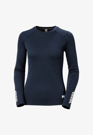 Camiseta deportiva azul marino de manga larga con cuello redondo y rayas blancas en ambos antebrazos y pequeño logo blanco cerca del dobladillo.