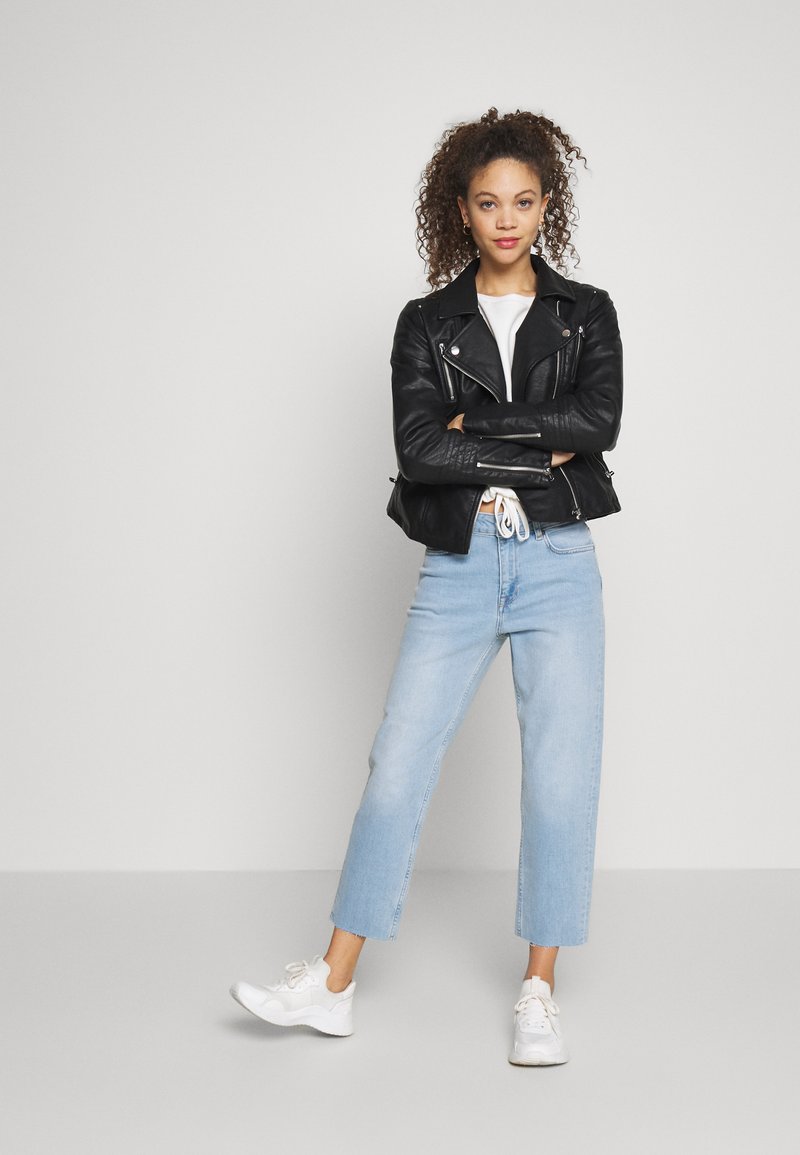 Damen Leichte Jacken | ONLY Petite ONLGEMMA BIKER Kunstlederjacke black/schwarz - KJ75160 Damen Leichte Jacken | ONLY Petite ONLGEMMA BIKER Kunstlederjacke black/schwarz - KJ75160