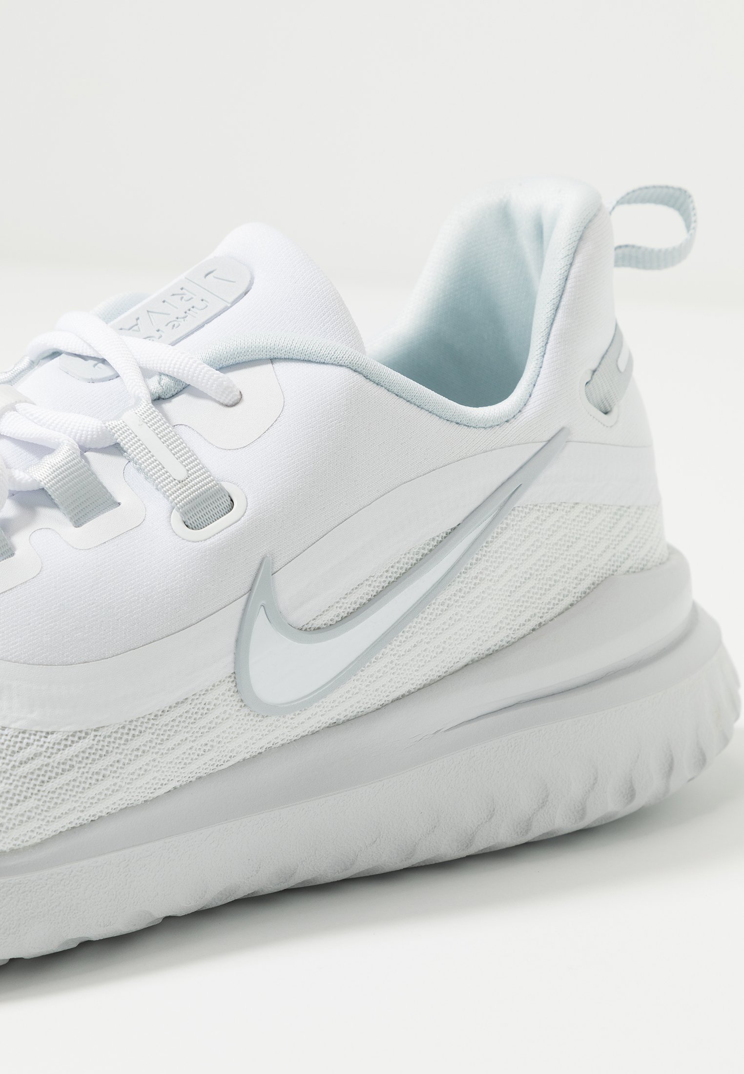 nike renew rival white