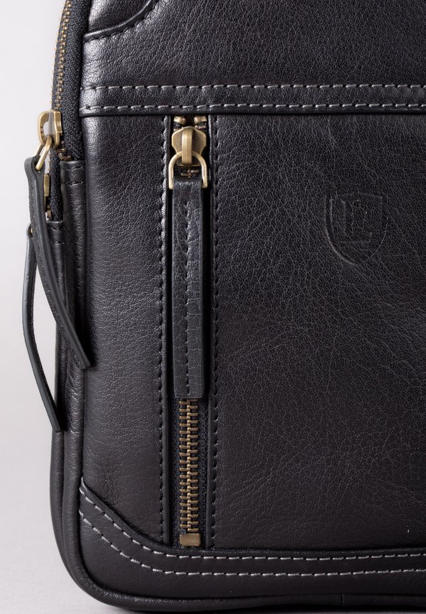 KESWICK SLING BAG  - Cross body bag2