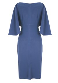 Niebieska sukienka z dekoltem w łódkę, szerokimi rękawami i dopasowanym krojem. Posiada zamek błyskawiczny z tyłu oraz długość do kolan. Gładka tekstura tkaniny.