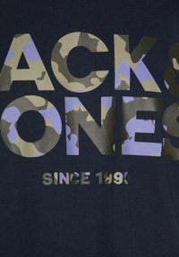 Jack & Jones JAMES CREW NECK - Print T-shirt - navy blazer