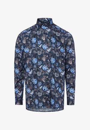 Camicia a maniche lunghe di un blu scuro con un motivo floreale, caratterizzata da fiori blu e marroni, colletto classico e chiusura a bottoni.