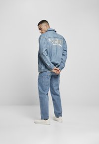 Southpole Teksajakk - mid blue