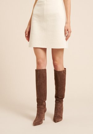 MEZZINA - A-line skirt - panna