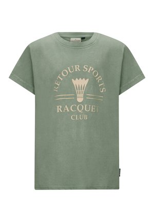 Lichtgroene katoenen T-shirt met ronde hals, korte mouwen en een crèmekleurige grafische print met de tekst "RETOUR SPORTS RACQUET CLUB."