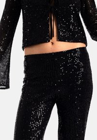 THE-ARE LENTEJUELAS  - Pantalon classique - black