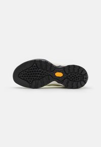 Scarpa MOJITO UNISEX - Pantofi drumeție - cedro